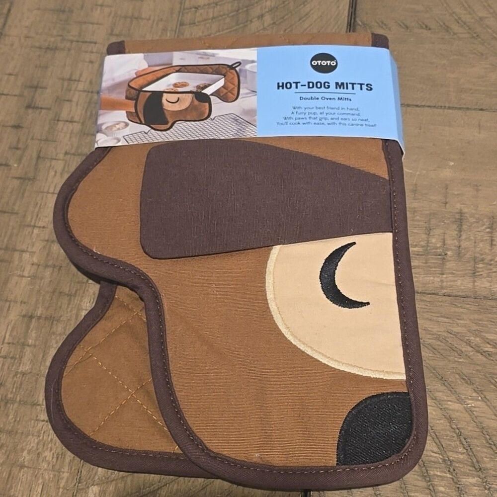 OTOTO Hot Dog Oven Mitts Set Dachshund Dog Double Pot Holders Kitchen Gift New